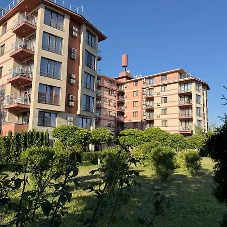 Sea Апартаменты